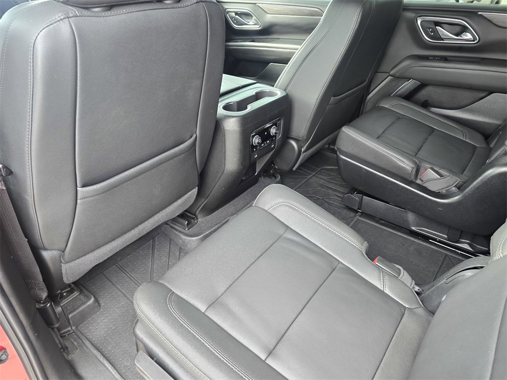 Used 2024 Chevrolet Tahoe Z71 w/ Luxury Package image 14