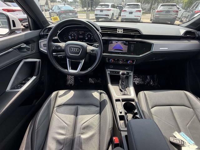 Used 2023 Audi Q3 2.0T Premium w/ Convenience Package AWD/4WD image 12