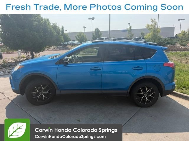Used 2018 Toyota RAV4 SE w/ Power Extra Value Package AWD/4WD image 4
