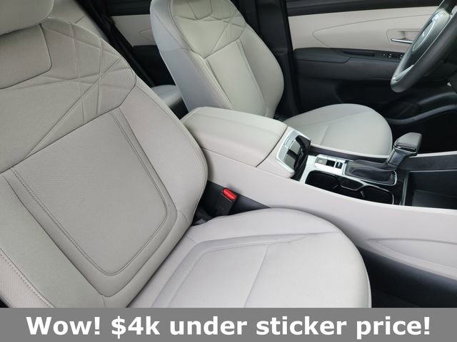 Certified 2026 Hyundai Tucson SE image 9