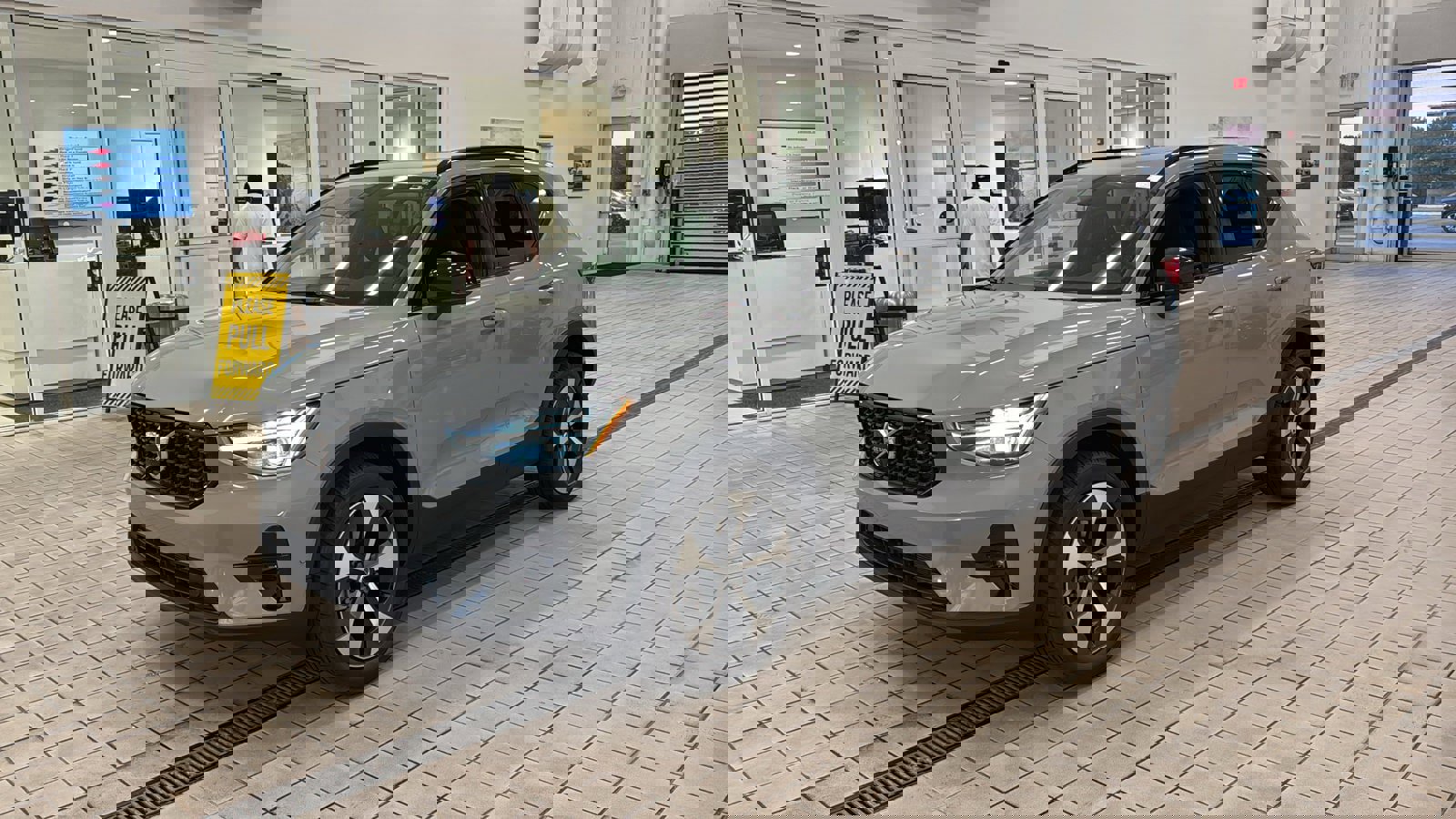 Used 2026 Volvo XC40 B5 Plus w/ Protection Package Premier image 9