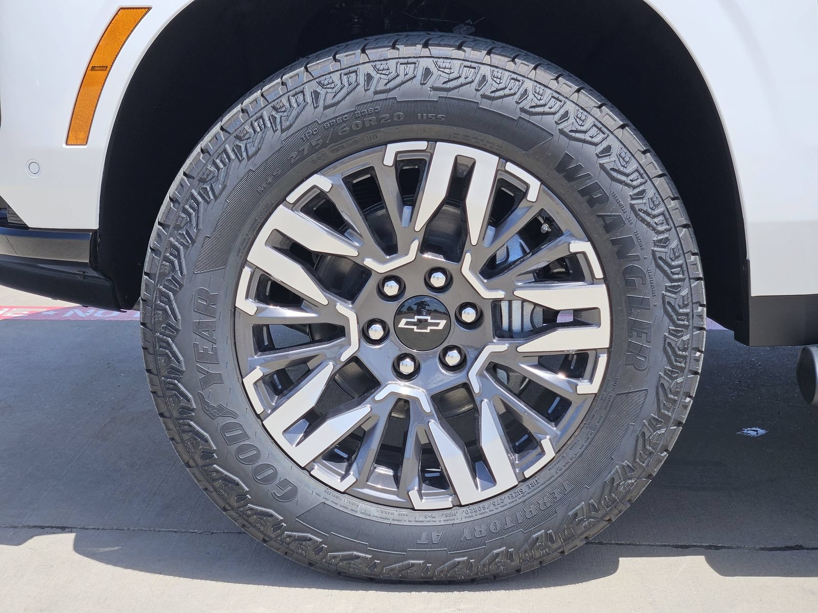 New 2026 Chevrolet Tahoe Z71 w/ Z71 Off-Road Package AWD/4WD image 12