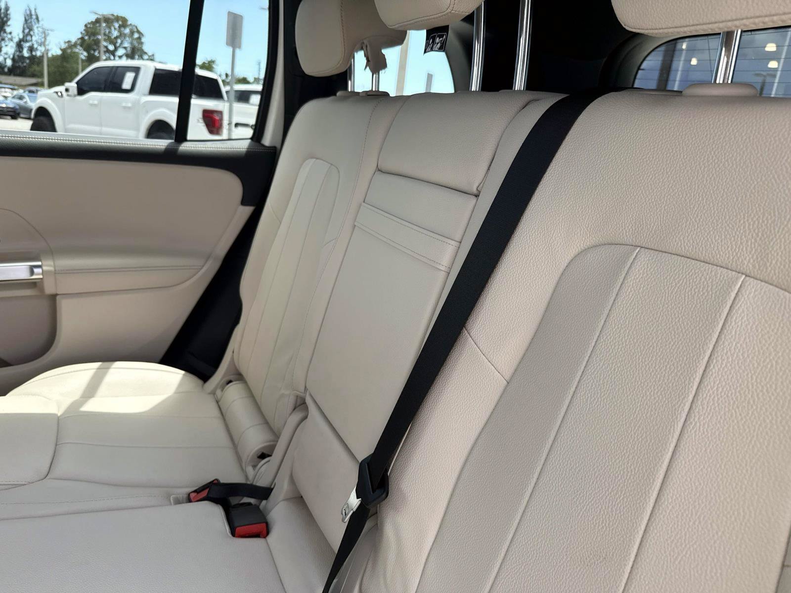 Certified 2021 Mercedes-Benz GLB 250 4MATIC image 13