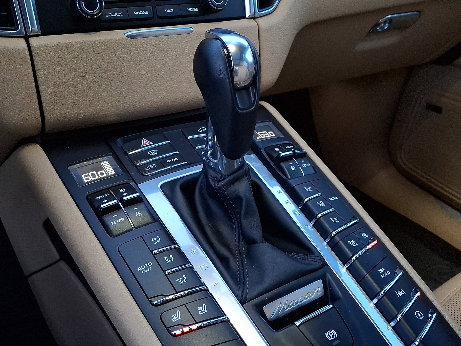 Used 2018 Porsche Macan S AWD/4WD image 16