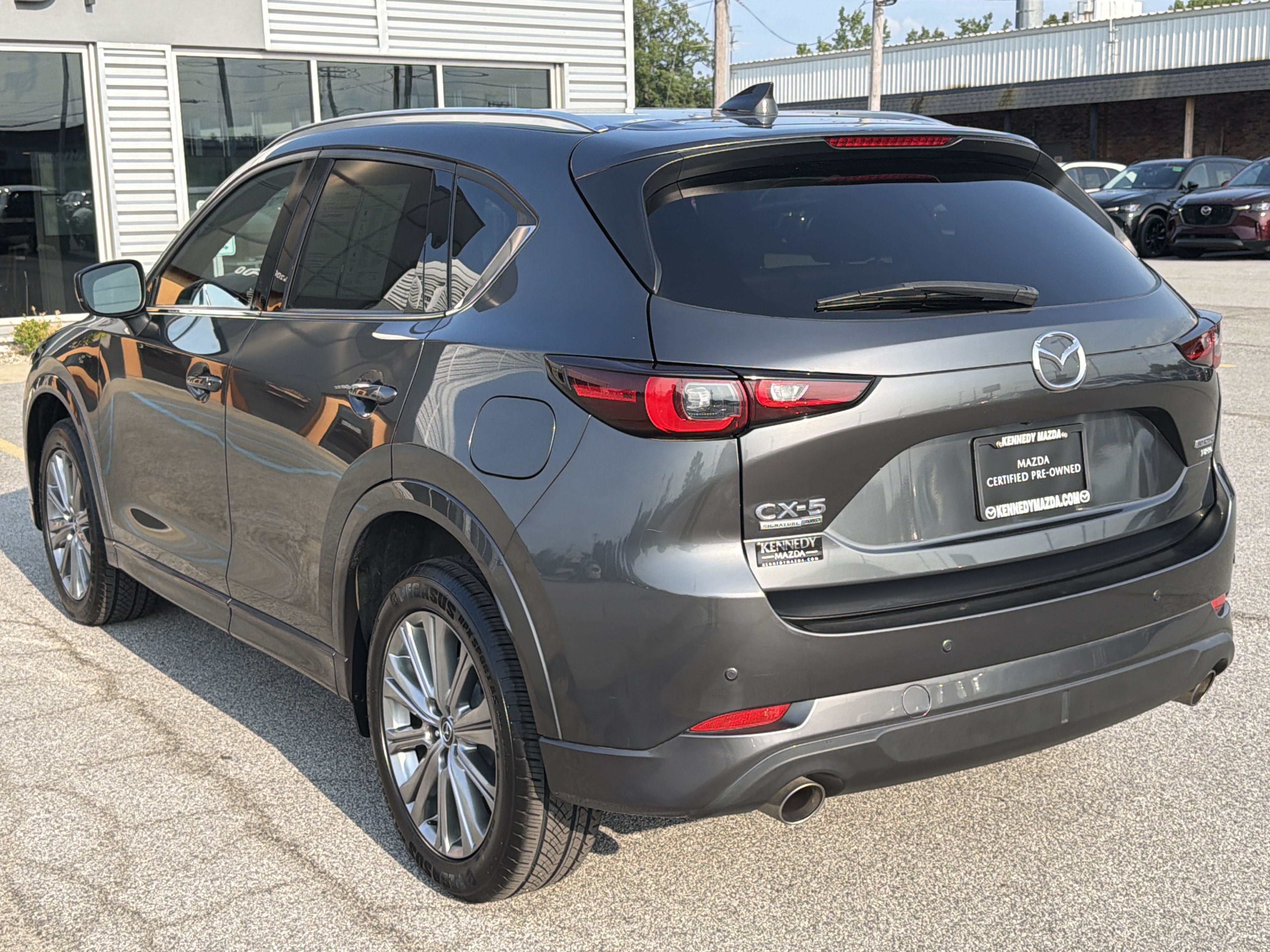 Certified 2023 MAZDA CX-5 Signature AWD/4WD image 5