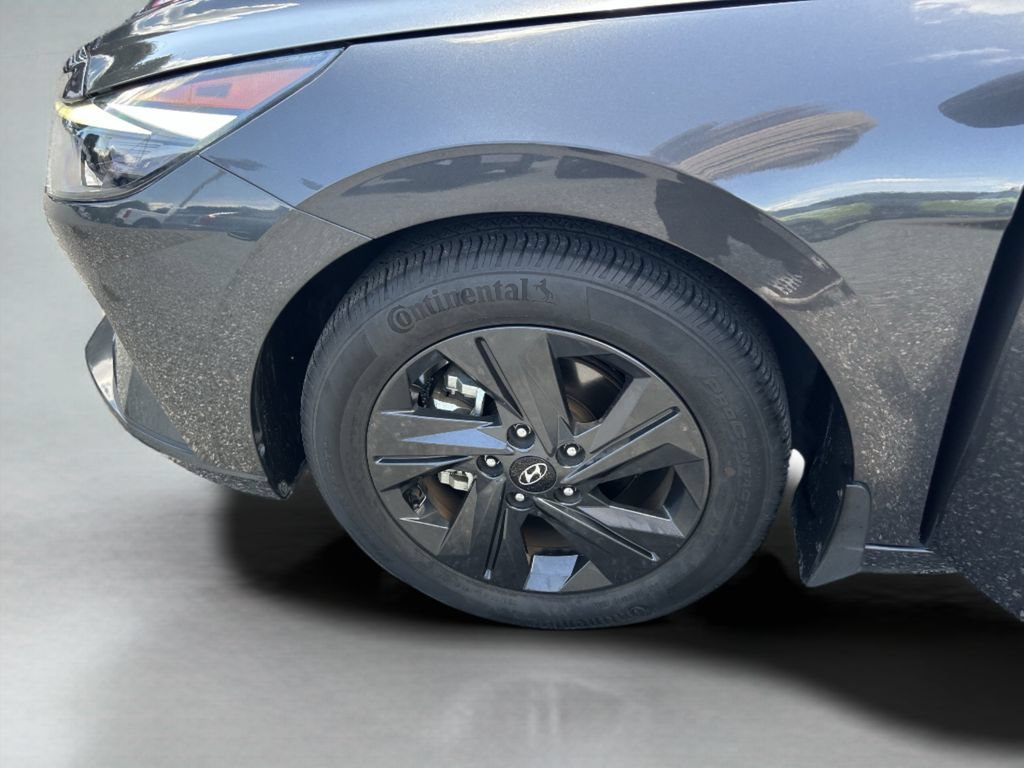 Certified 2023 Hyundai Elantra SEL FWD image 36