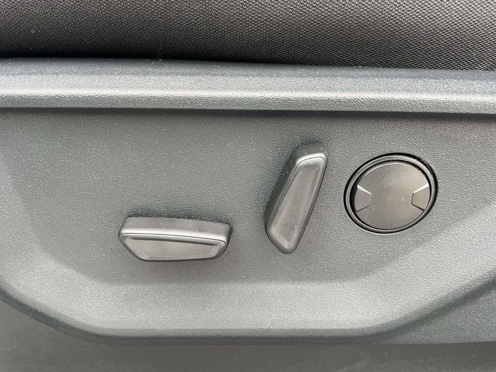 New 2025 Ford F150 XLT w/ Equipment Group 302A MID image 13