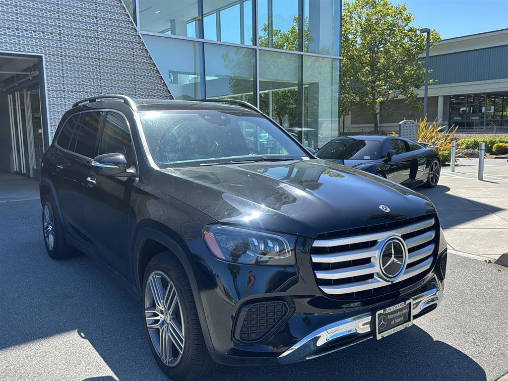 Used 2024 Mercedes-Benz GLS 450 4MATIC image 4