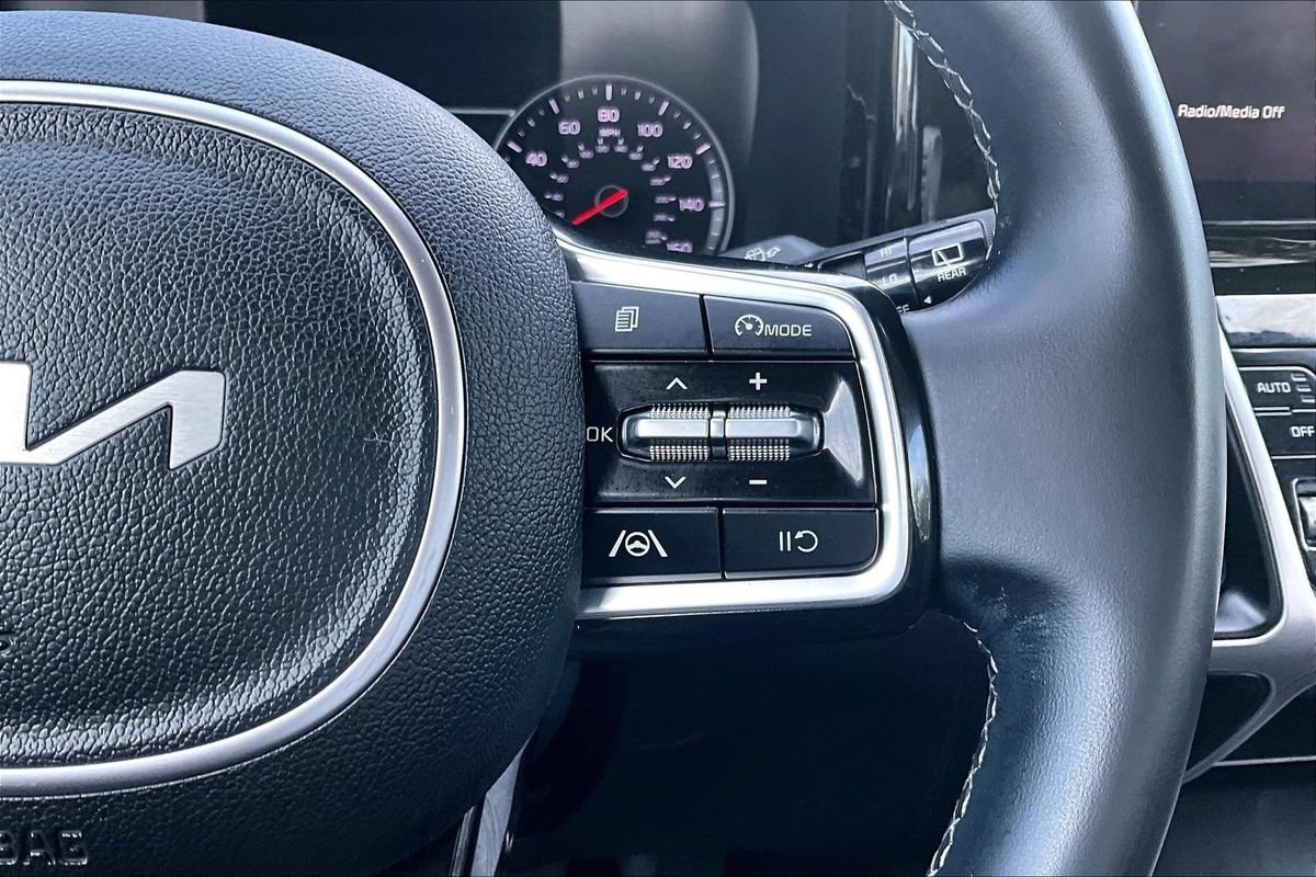 Used 2022 Kia Sorento S AWD/4WD image 23