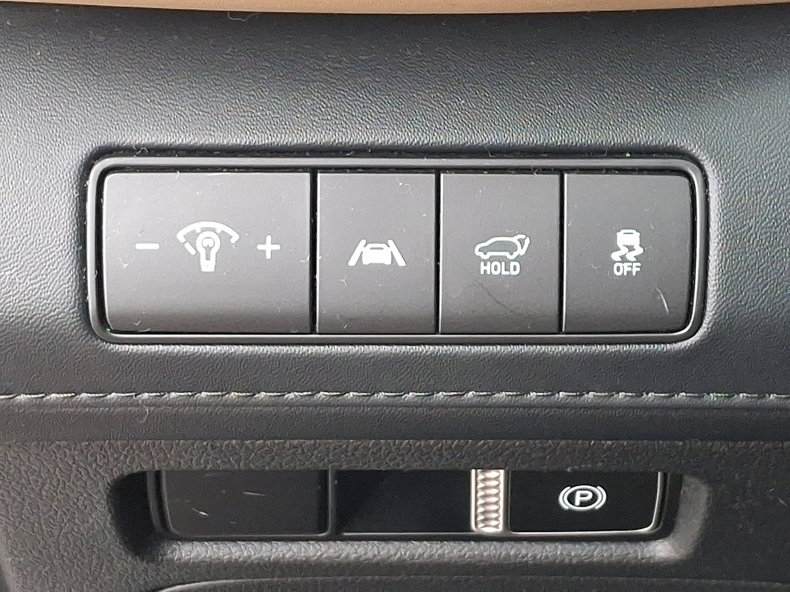 Used 2021 Hyundai Santa Fe Calligraphy w/ Cargo Package image 26