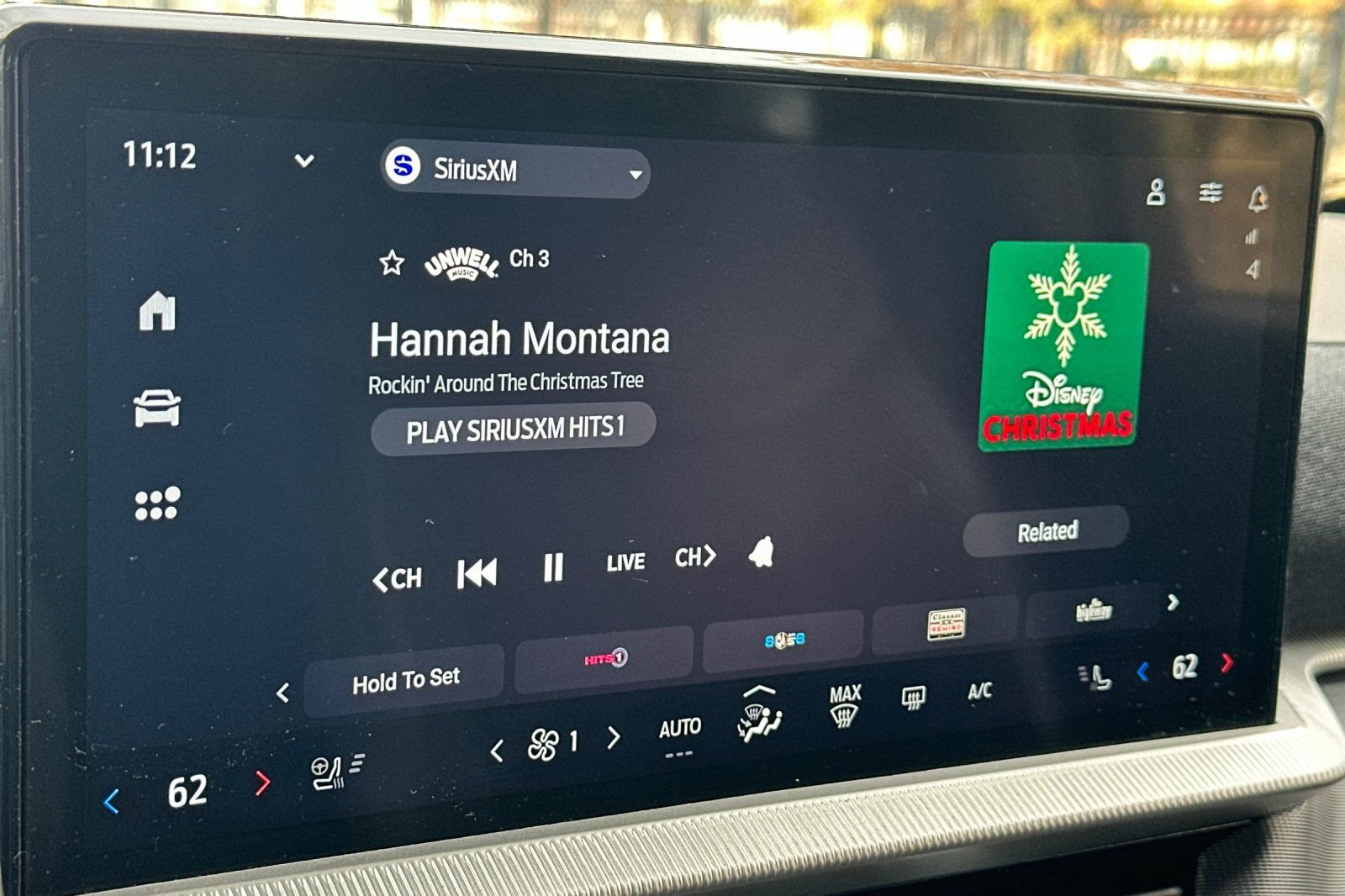 Used 2025 Ford Explorer ST-Line w/ ST-Line Street Pack image 27