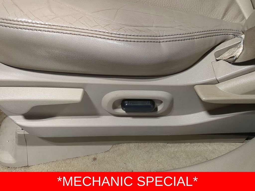 Used 2009 Ford Edge Limited FWD image 17