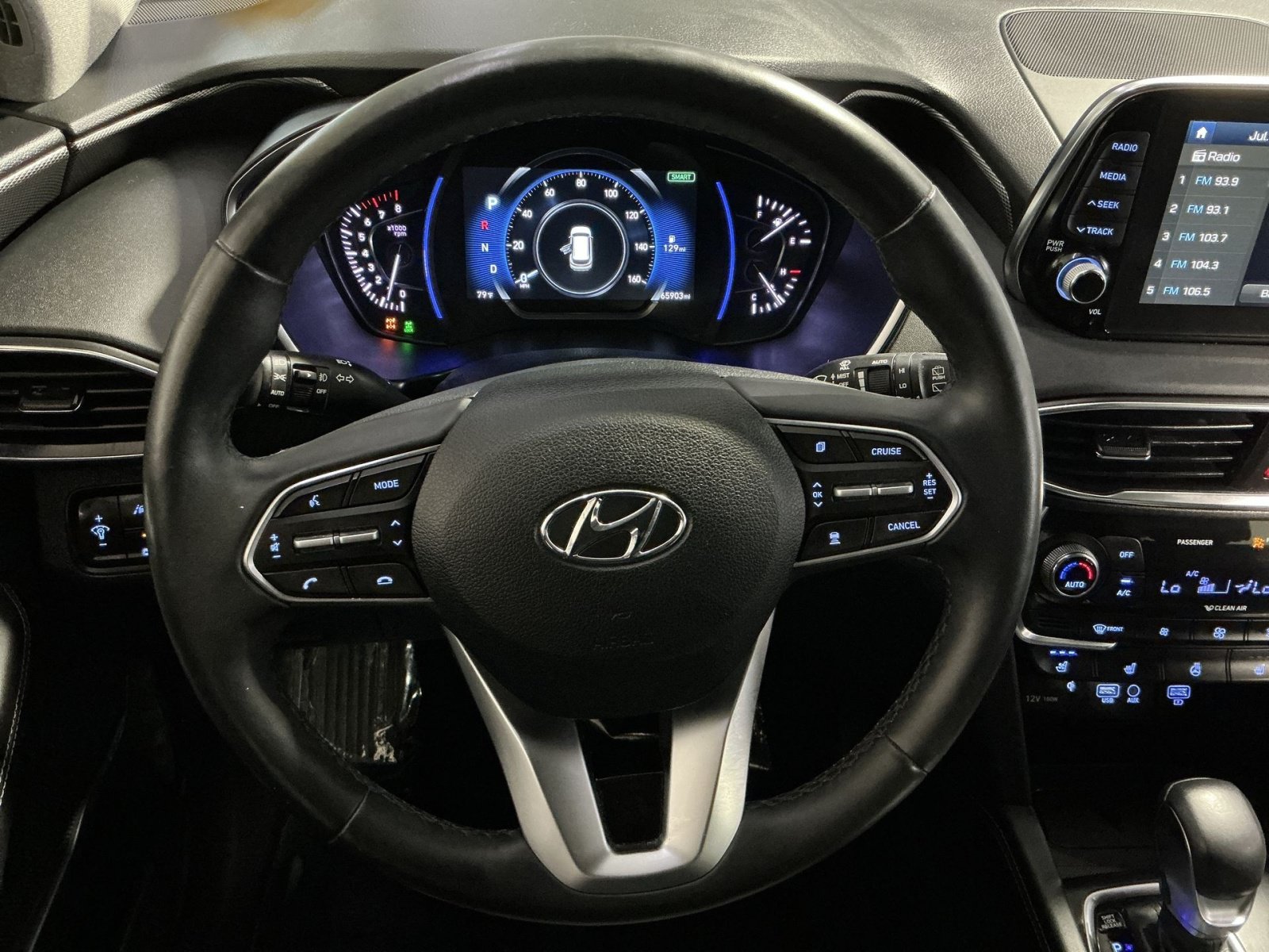 Used 2019 Hyundai Santa Fe AWD image 17