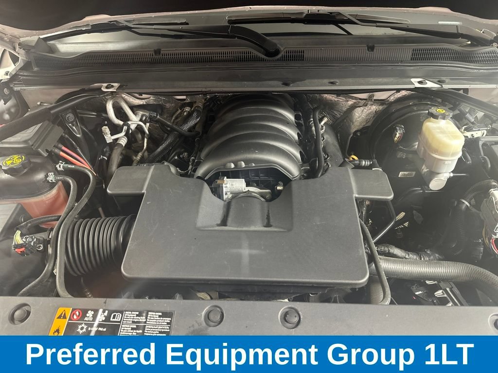 Used 2018 Chevrolet Suburban LT w/ Max Trailering Package AWD/4WD image 5