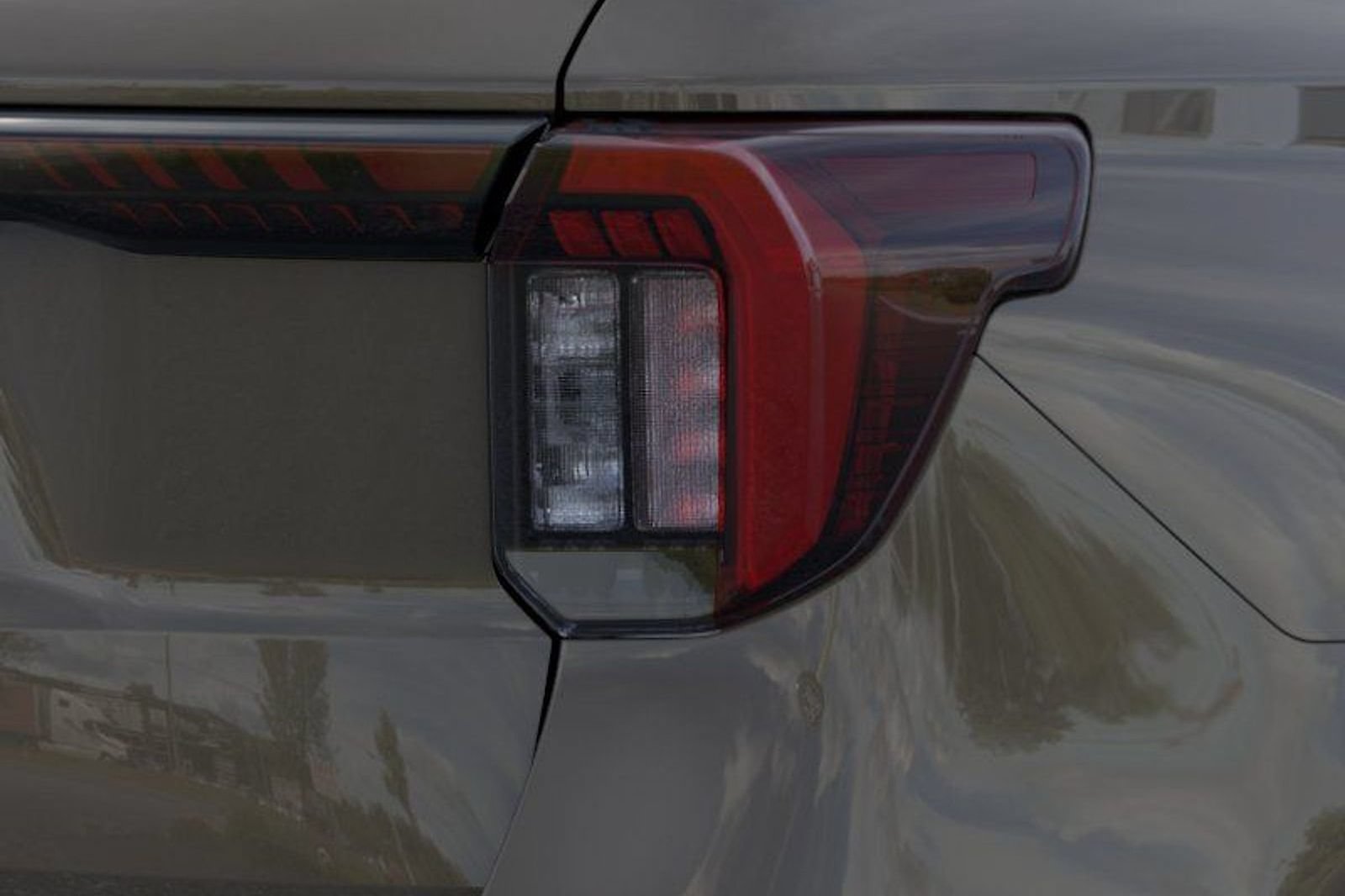 New 2026 Ford Explorer ST-Line w/ ST-Line Street Pack RWD image 25
