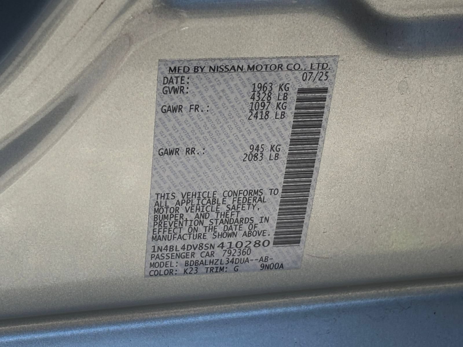 Used 2025 Nissan Altima 2.5 SV FWD image 29