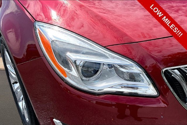 Used 2016 Buick Regal FWD image 29
