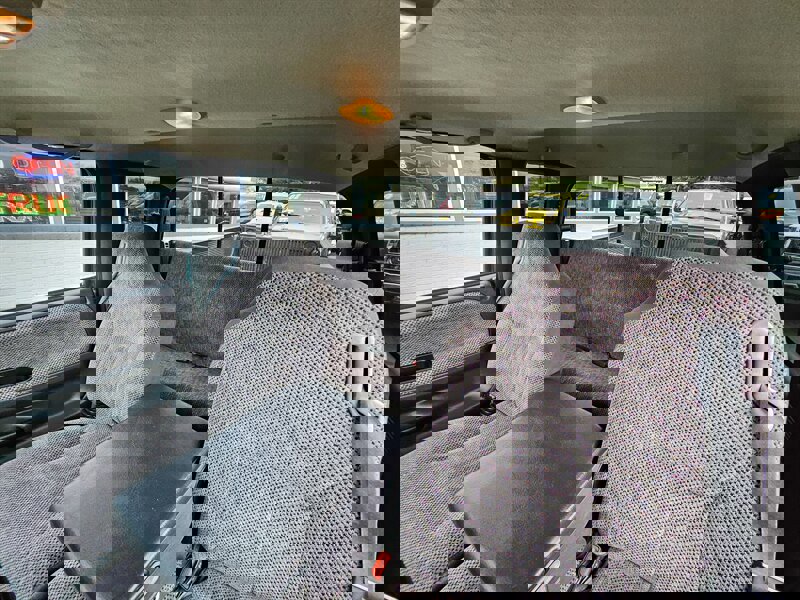 Used 1998 Dodge Ram 2500 Truck 4x4 Club Cab image 15