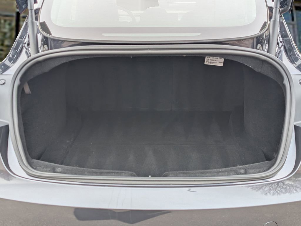 Used 2025 Tesla Model 3 Long Range image 21