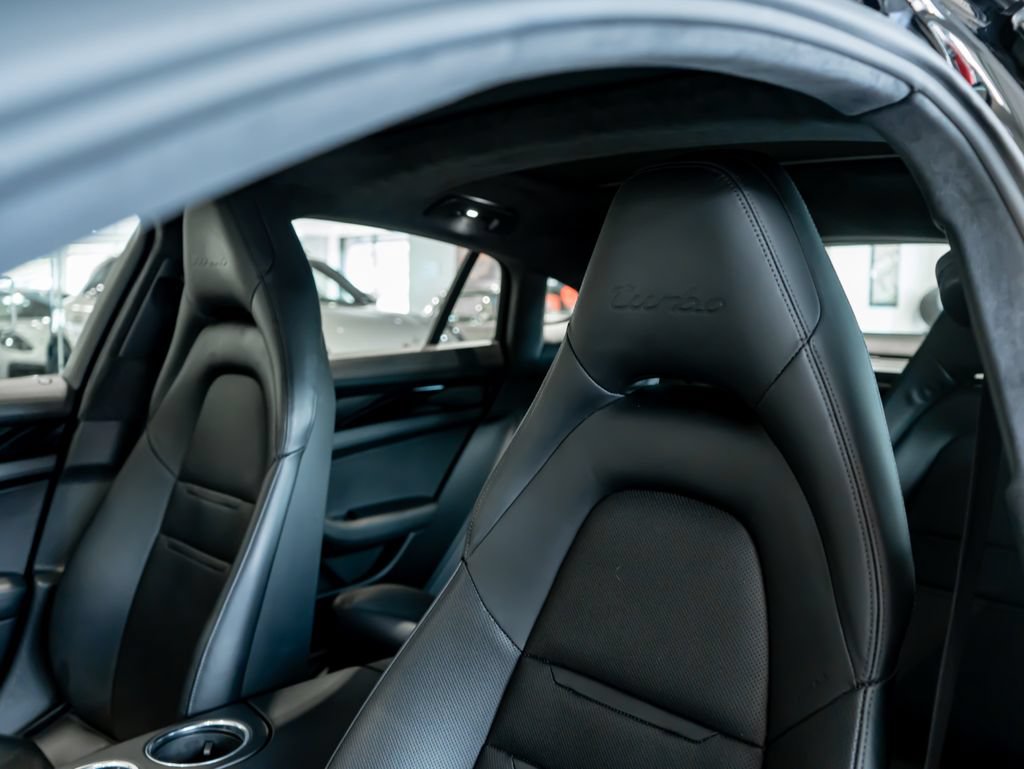 Certified 2018 Porsche Panamera Turbo AWD/4WD image 5
