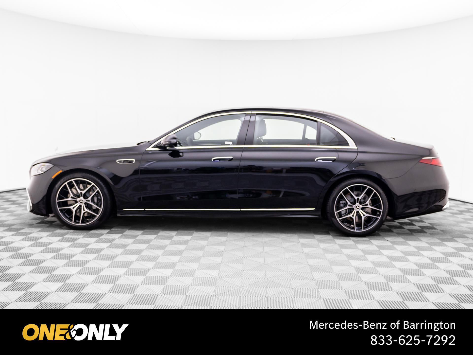 New 2027 Mercedes-Benz S 580 4MATIC Sedan image 2