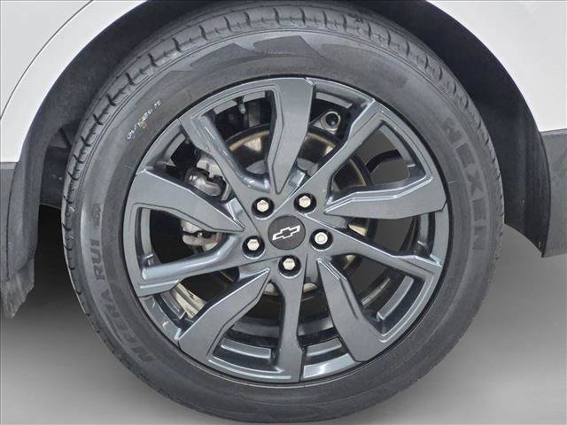Used 2022 Chevrolet Equinox RS w/ Infotainment Package FWD image 24