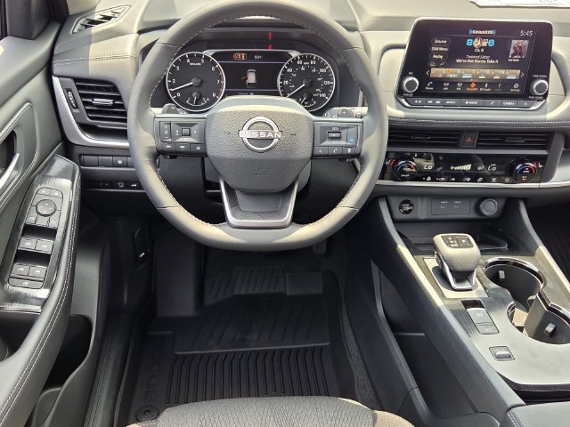 New 2026 Nissan Rogue SV FWD image 11