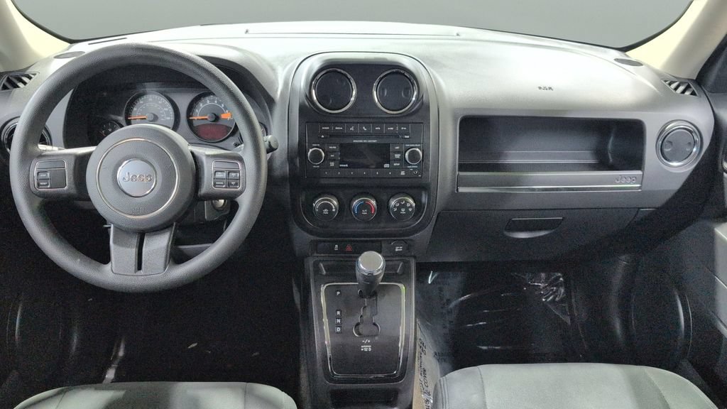 Used 2017 Jeep Patriot Sport FWD image 17