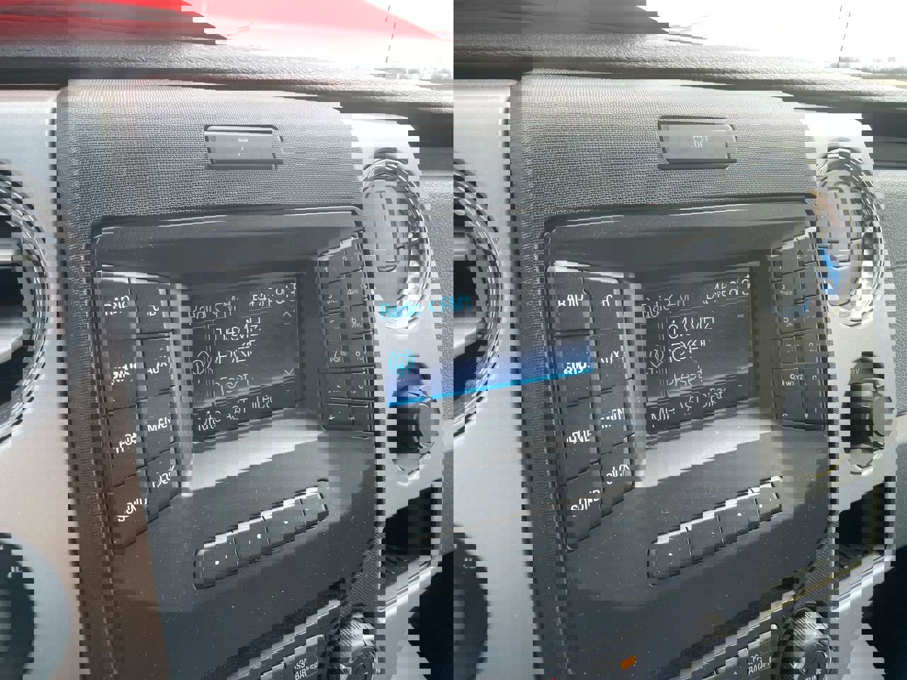 Used 2013 Ford F150 XLT w/ Luxury Equipment Group image 17