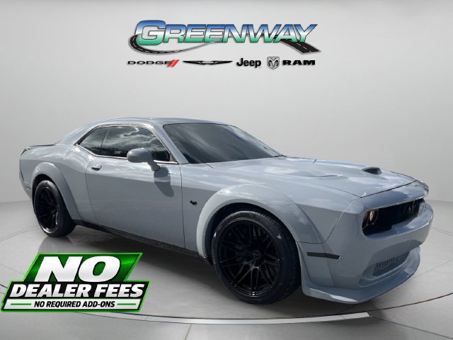 Used 2021 Dodge Challenger R/T Scat Pack RWD image 1
