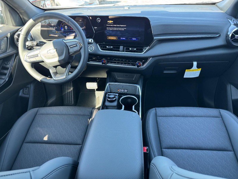 New 2027 Chevrolet Equinox LT w/ Convenience Package II AWD/4WD image 6