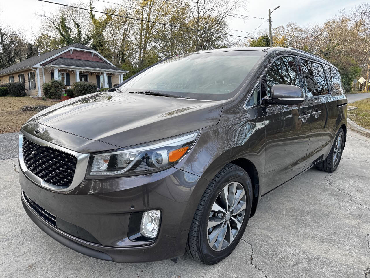 Used 2016 Kia Sedona SX image 6
