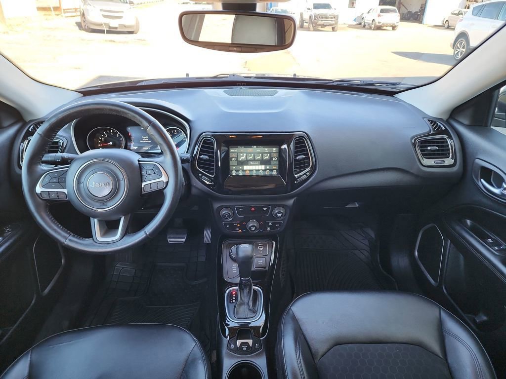 Used 2019 Jeep Compass Altitude image 17