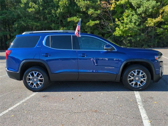 Used 2023 GMC Acadia SLT image 3