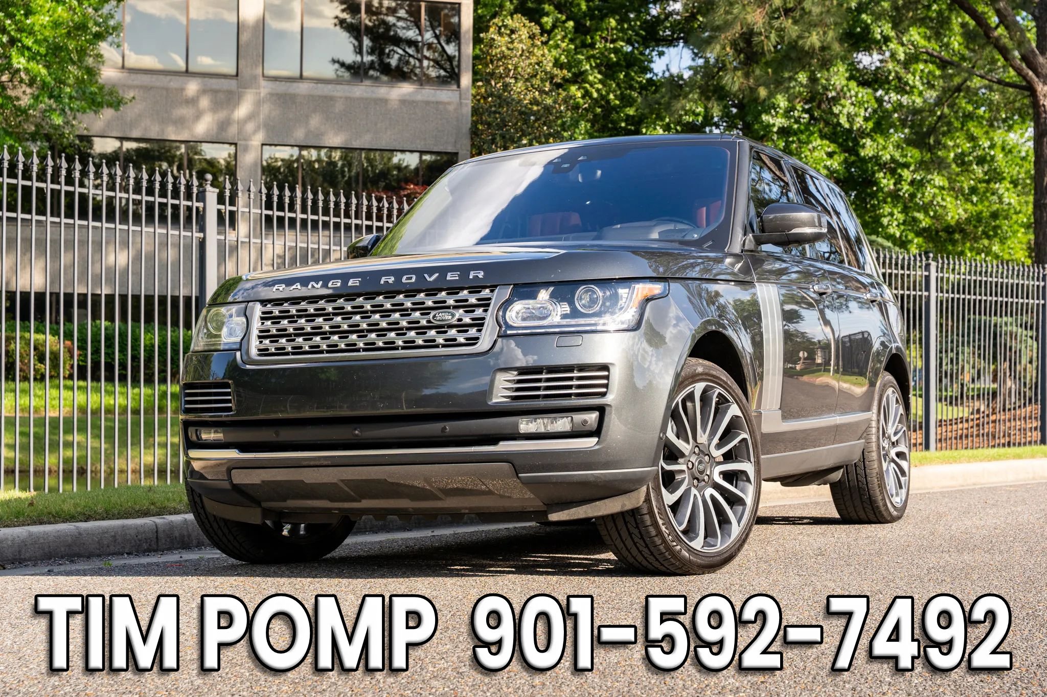 Used 2017 Land Rover Range Rover Autobiography AWD/4WD image 2