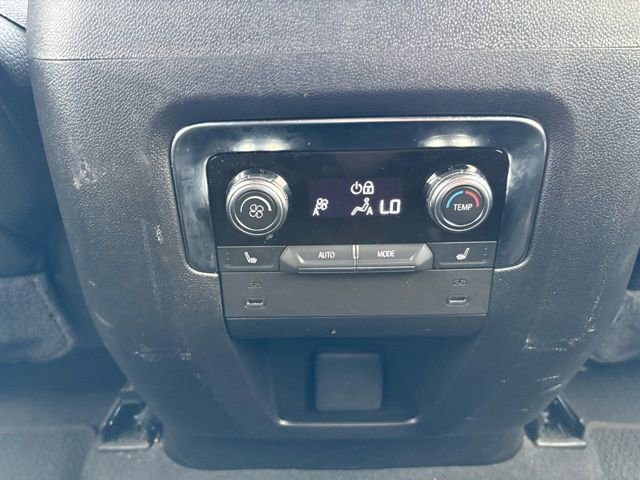 Used 2025 GMC Yukon XL Denali image 25