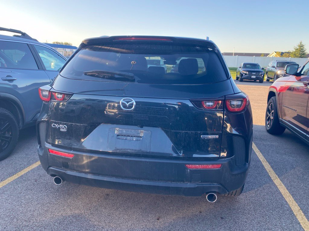 Used 2025 MAZDA CX-50 AWD 2.5 S w/ Preferred Package image 10