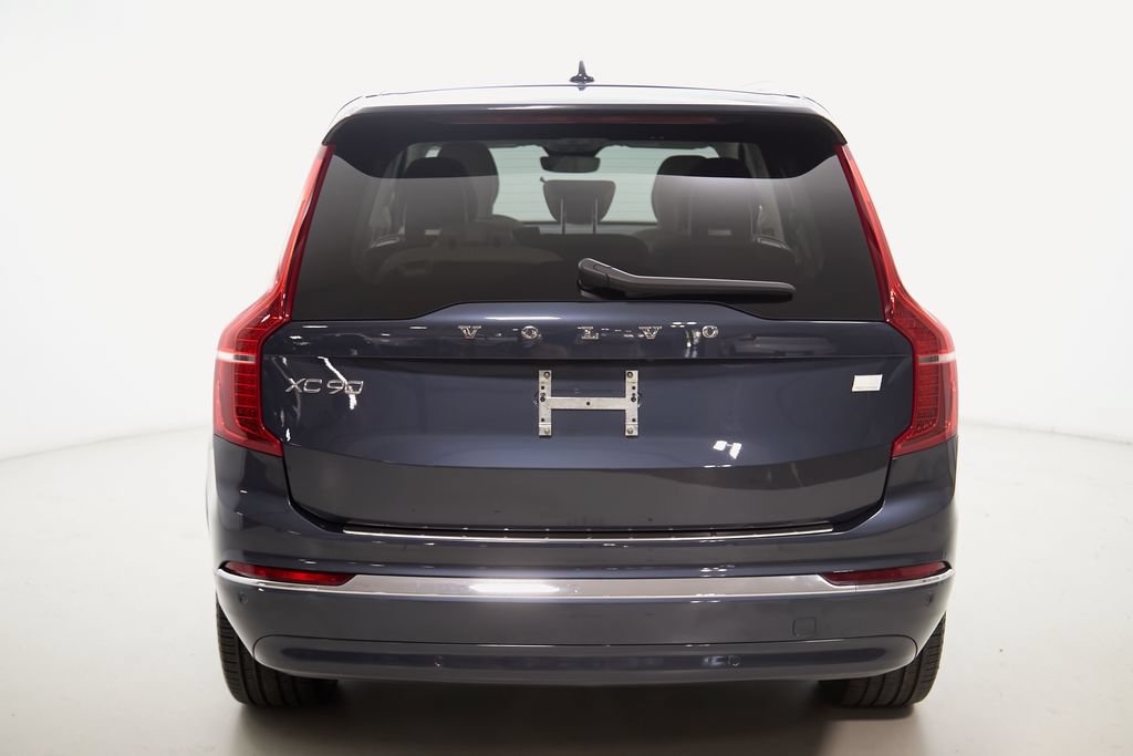 Certified 2024 Volvo XC90 T8 Ultimate w/ Protection Package Premier AWD/4WD image 8