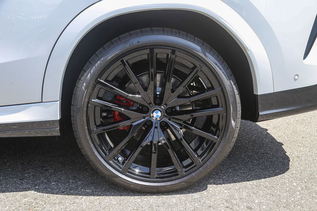 New 2027 BMW X6 xDrive40i w/ Premium Package AWD/4WD image 8