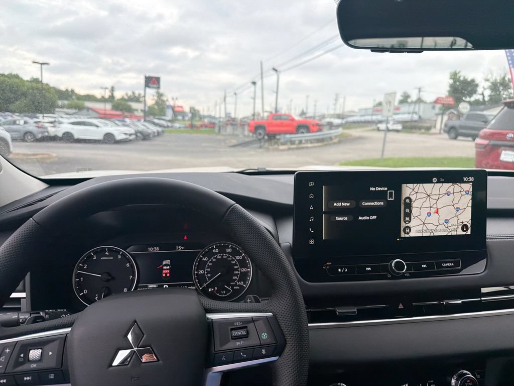 New 2026 Mitsubishi Outlander SE FWD image 20