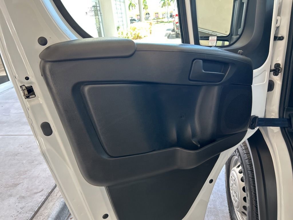 Used 2024 RAM ProMaster 3500 w/ Delivery Van Package image 32