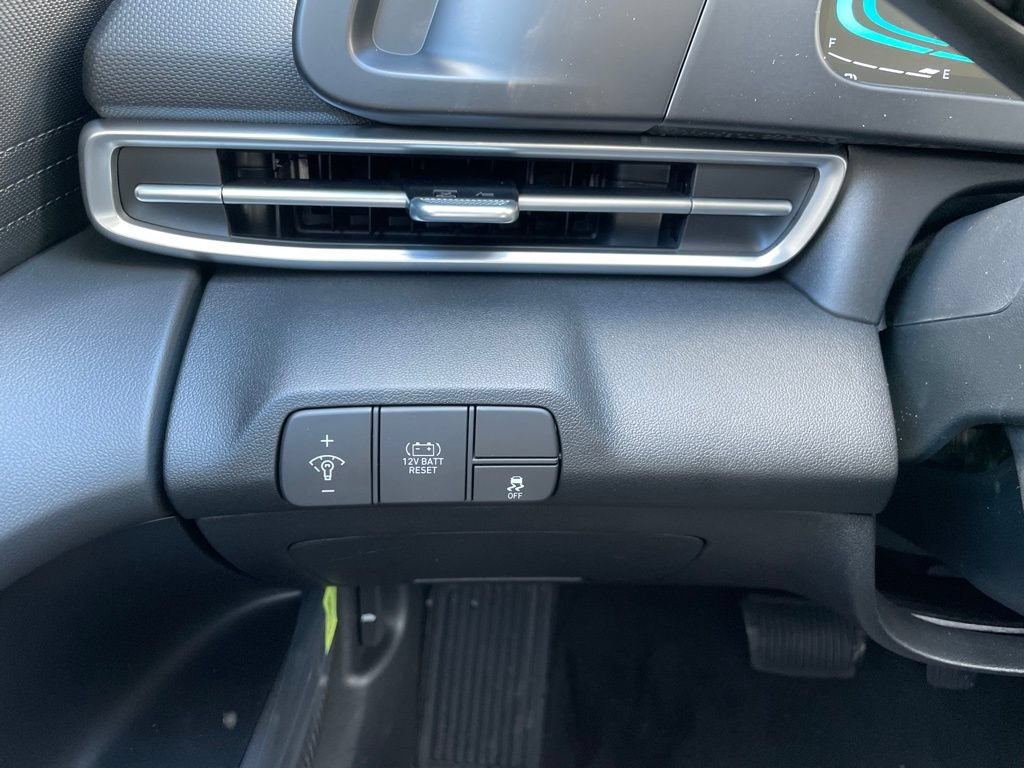 New 2026 Hyundai Elantra Hybrid FWD image 10