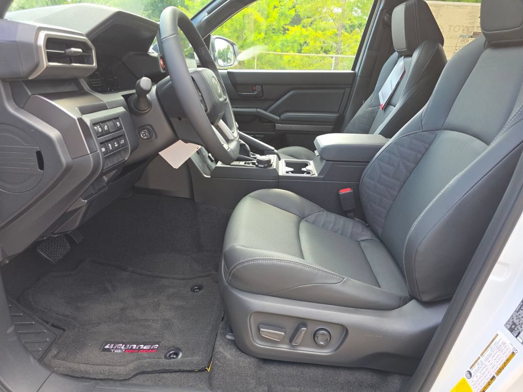 New 2026 Toyota 4Runner TRD Off-Road Premium AWD/4WD image 24
