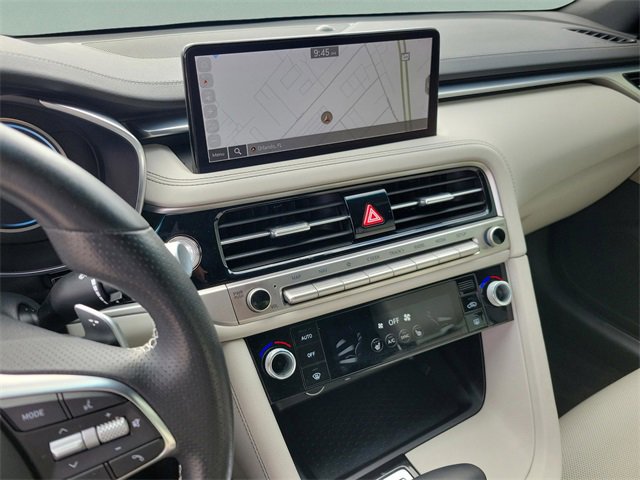 Used 2024 Genesis G70 2.5T image 22