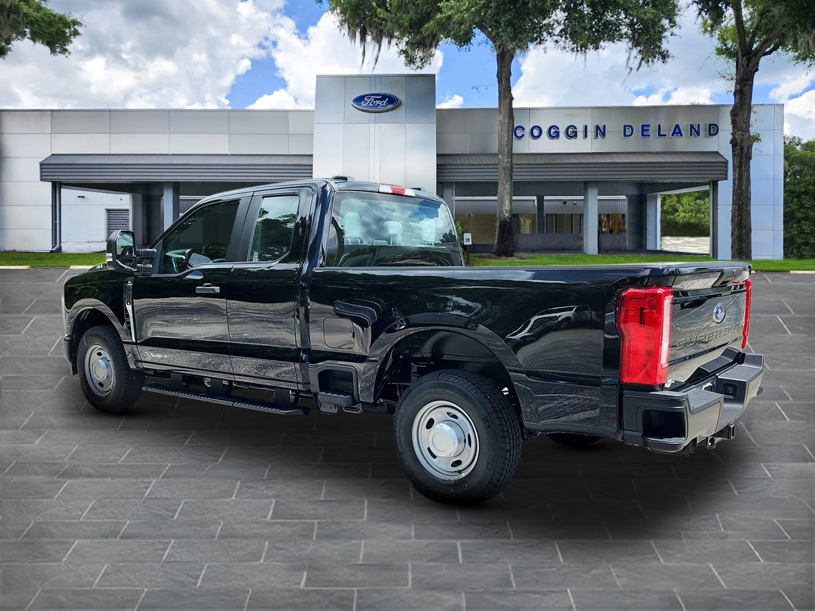 New 2026 Ford F250 XL image 3