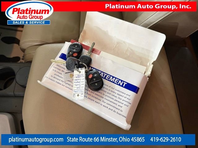 Used 2008 Toyota Sequoia Limited AWD/4WD image 25