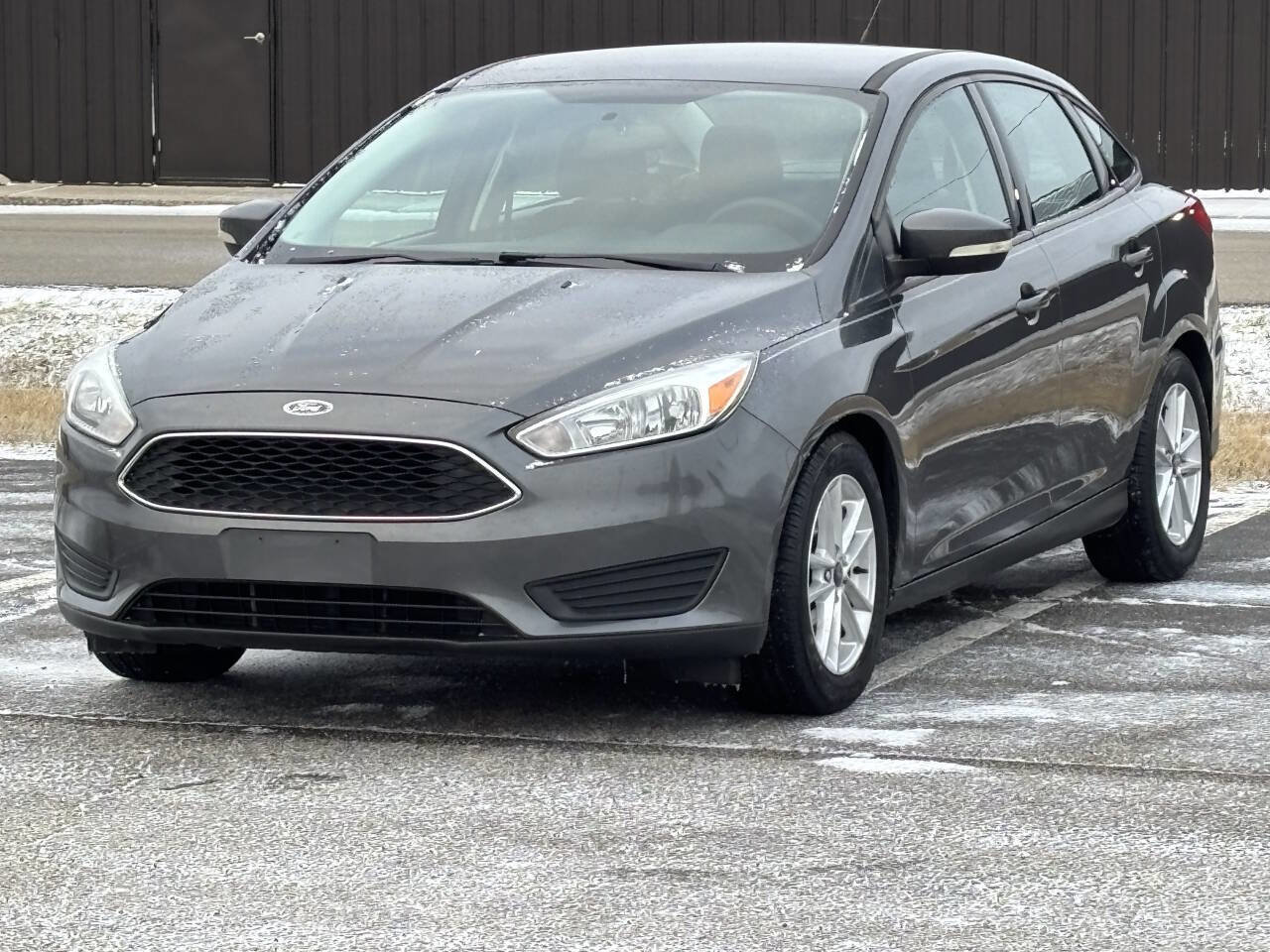 Used 2016 Ford Focus SE image 3