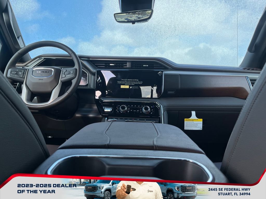 New 2026 GMC Sierra 1500 Denali w/ Denali Reserve Package image 15