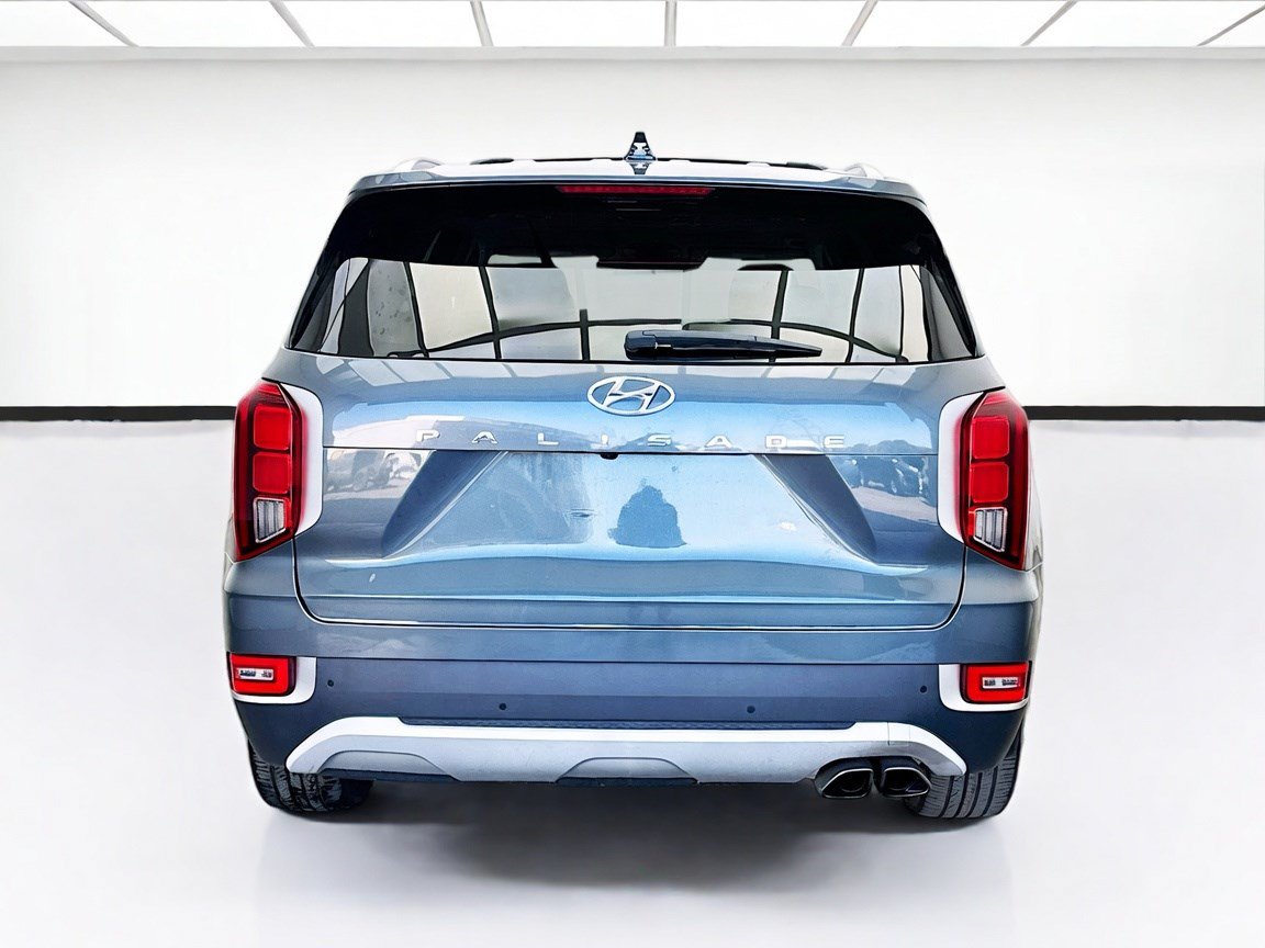 Used 2022 Hyundai Palisade SEL w/ Premium Package FWD image 5