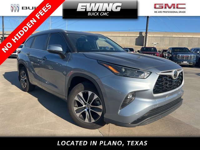 Used 2023 Toyota Highlander XLE